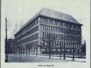 Behrensbau_Aussen_1912